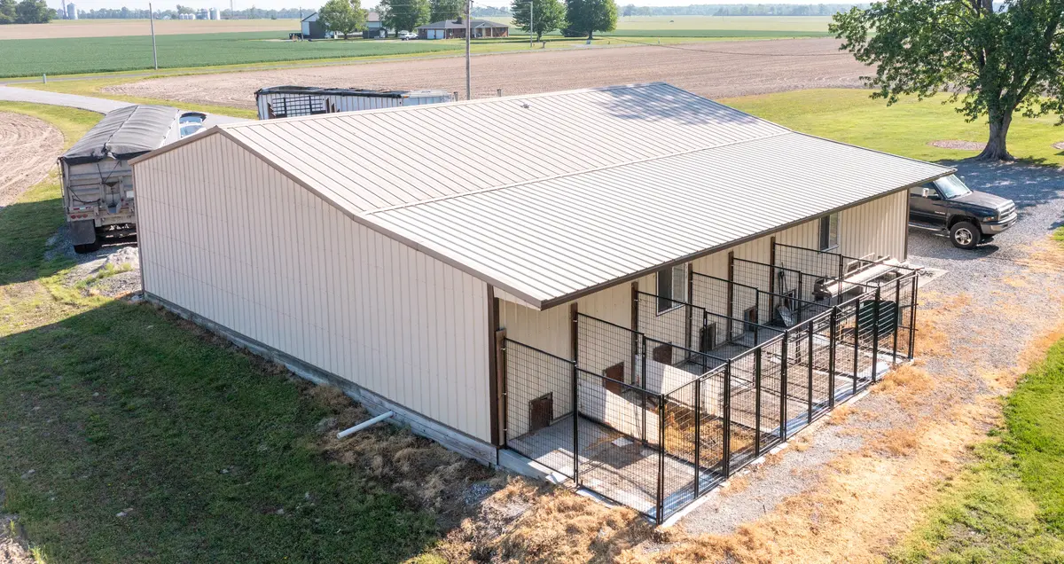 878 County Road 600 N