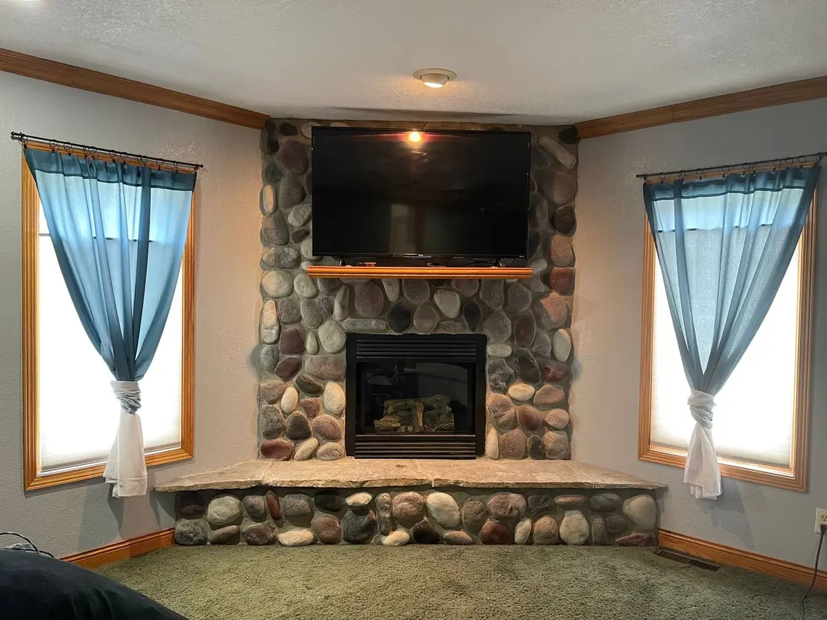 382 Keigwin Road