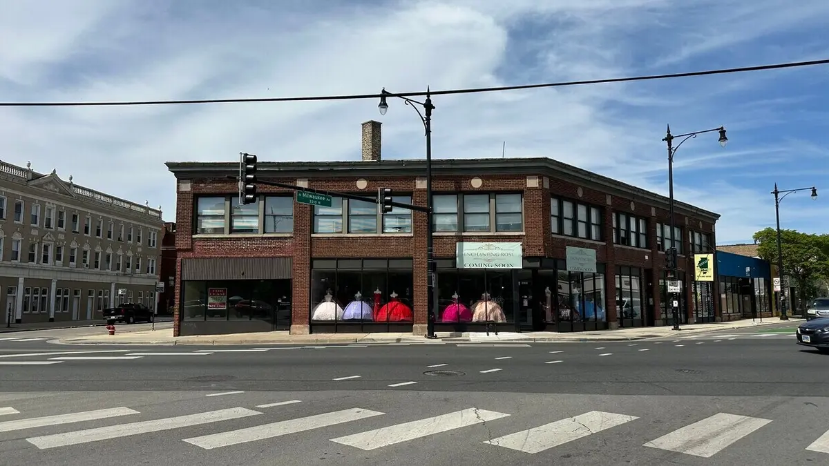 3306 N Pulaski Road