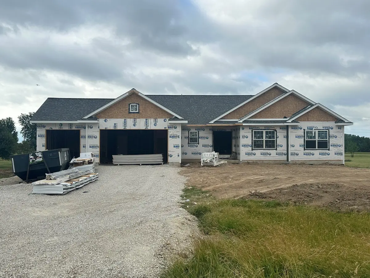 514 Creekside Circle