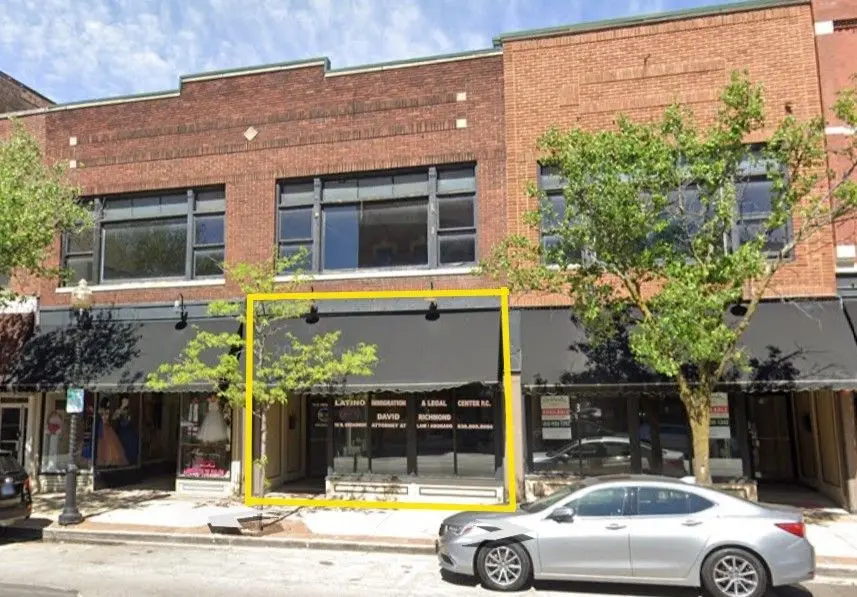 16 N Broadway