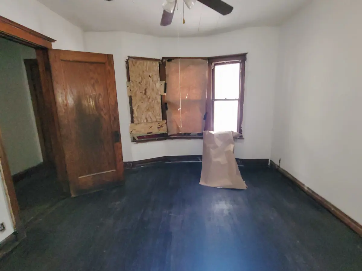 2641 W 69th Street