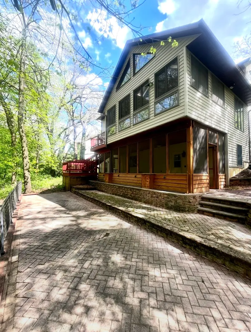 1257 Trail Drive