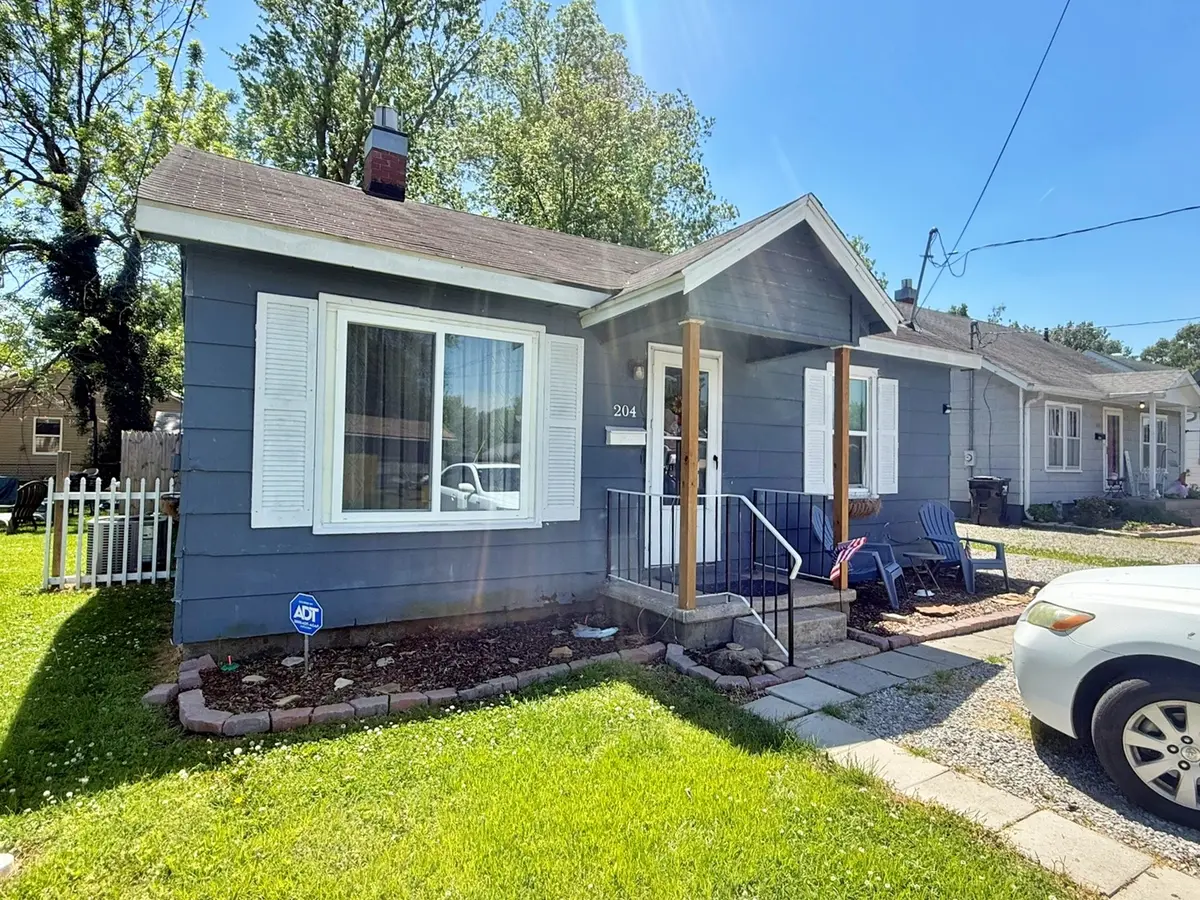 204 W 18th Street