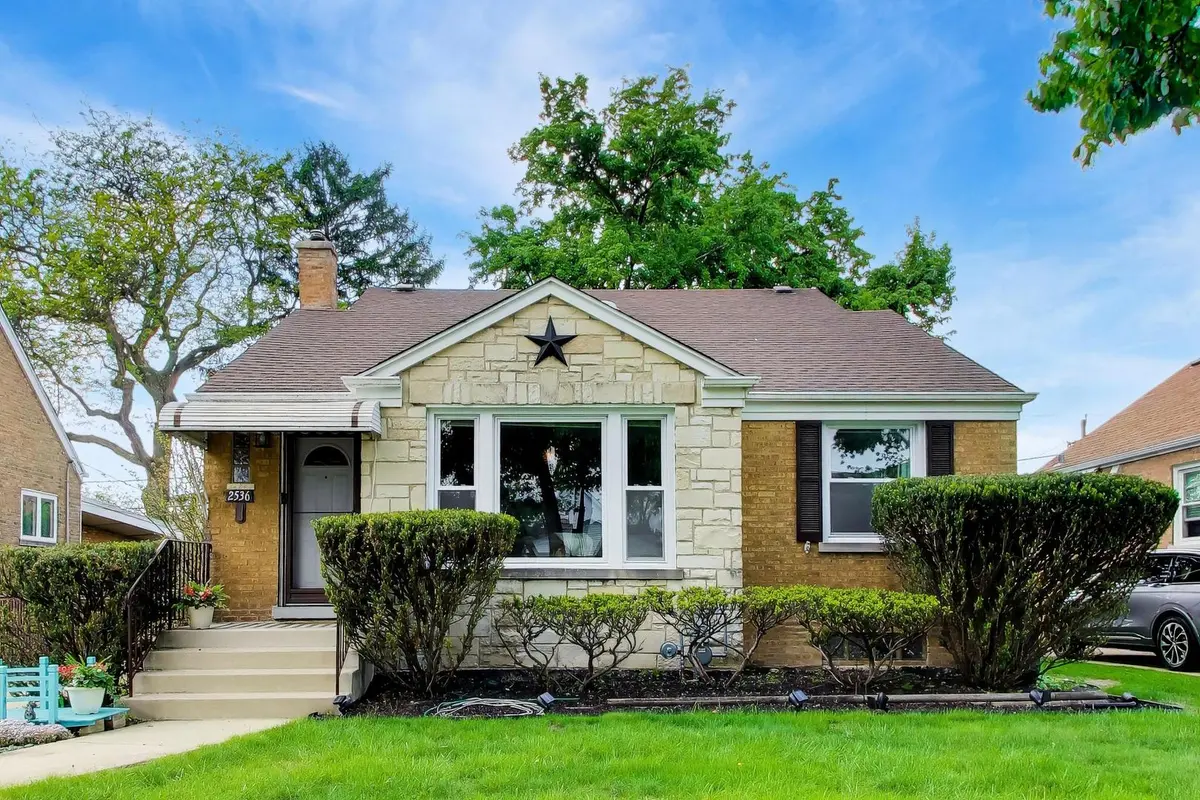 2536 S 5th Avenue