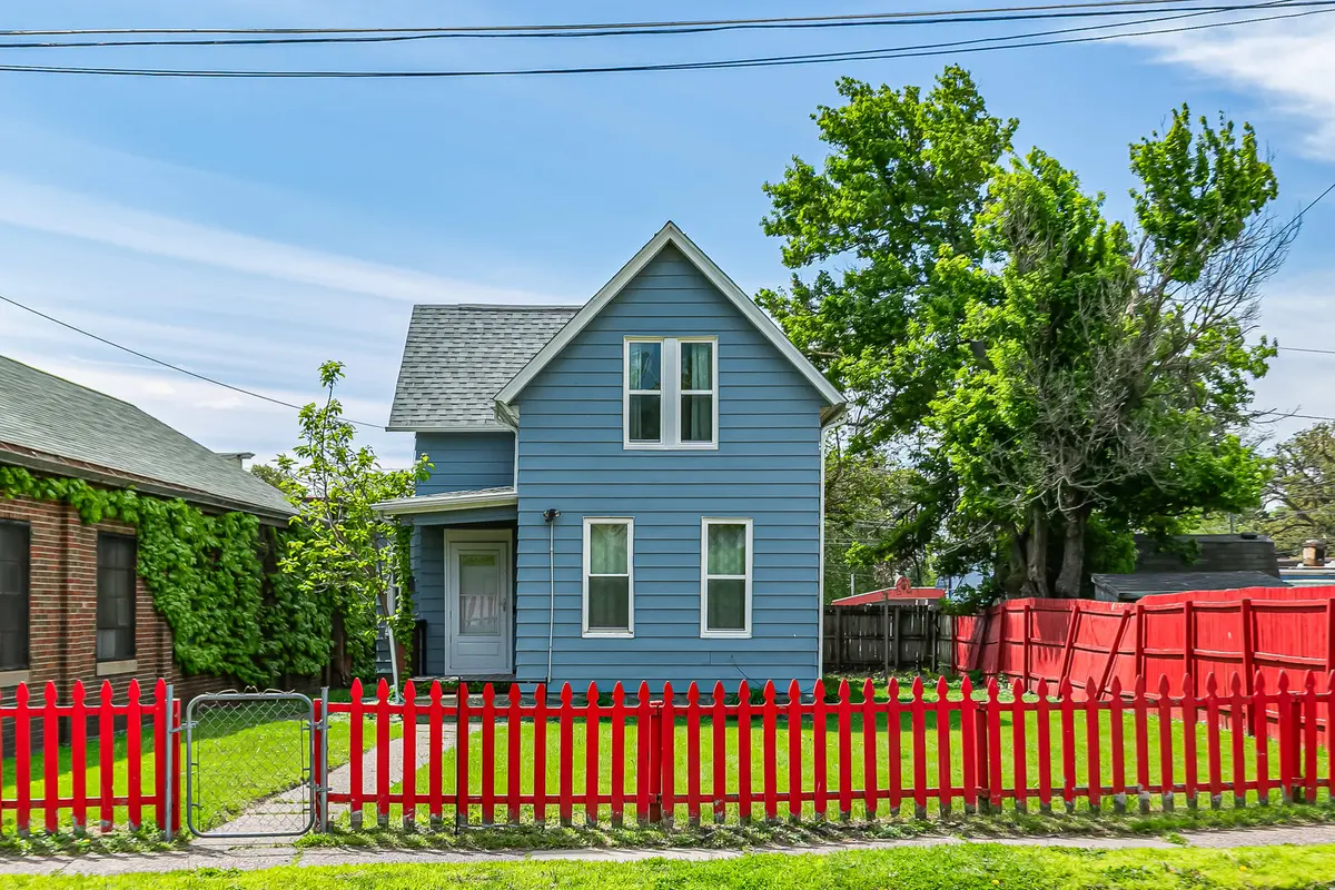 1545 W 2nd Street