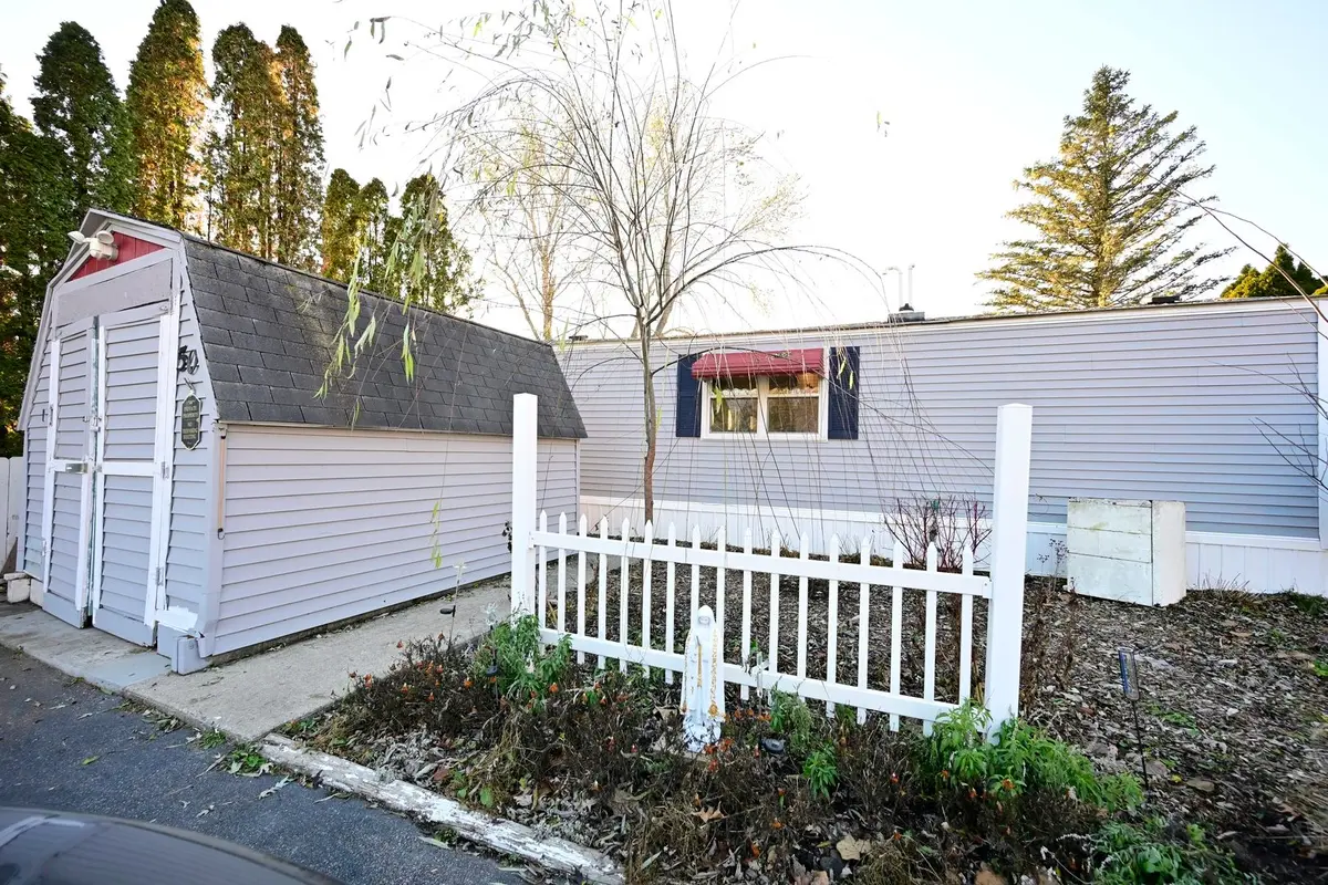50 Beacon Bay Court