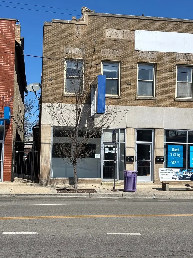 2008 W Chicago Avenue