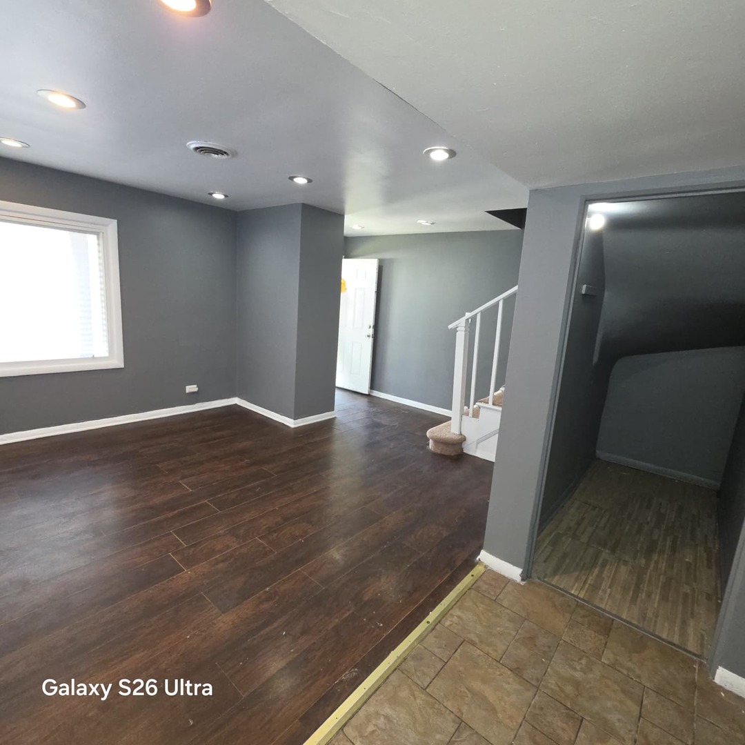 6759 S Calumet Avenue, Chicago, IL