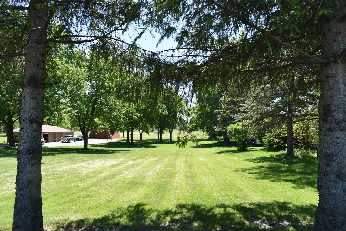 14119 W Maple Road