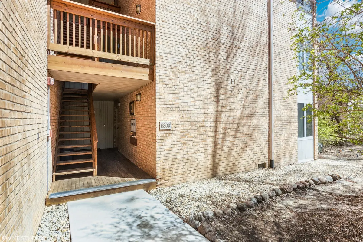 5803 Oakwood Drive