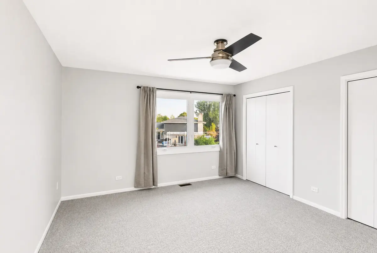 1441 W AUTUMN Trail