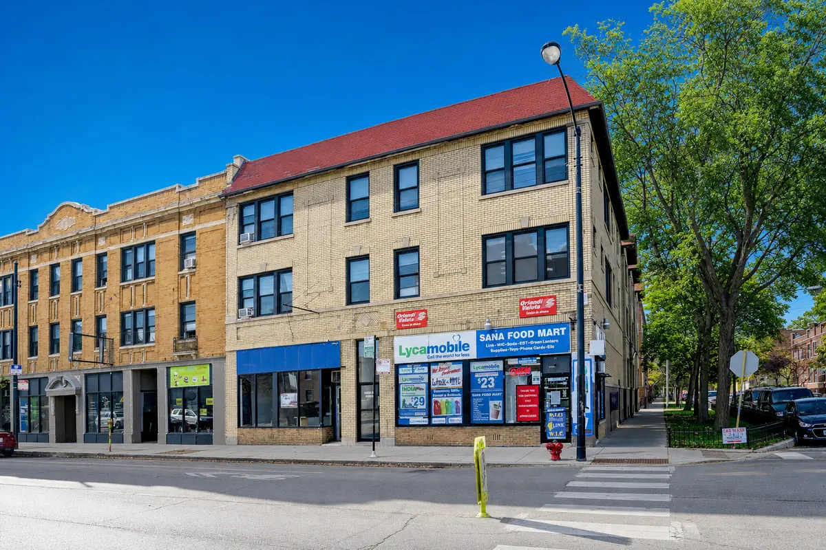 4458 N Kedzie Avenue