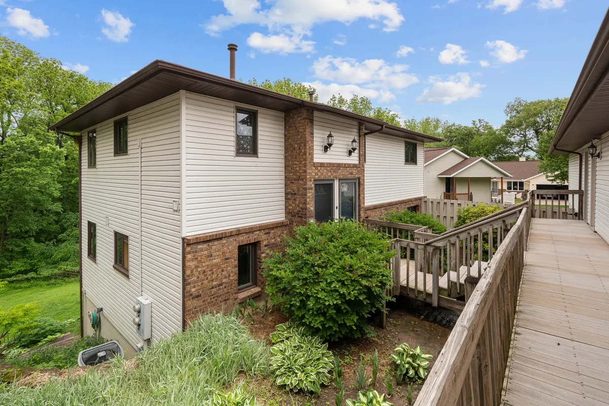 8504 Ridgewood Road