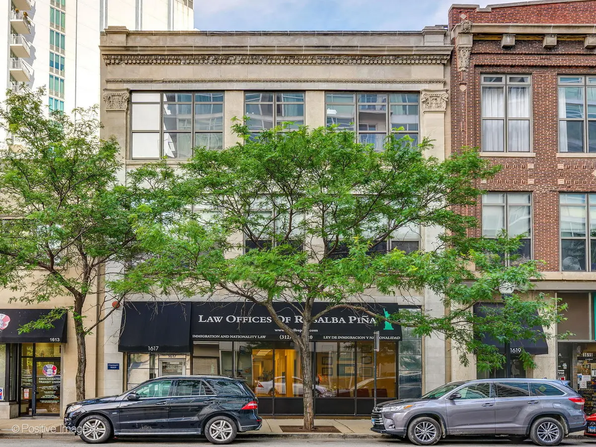 1617 S Michigan Avenue