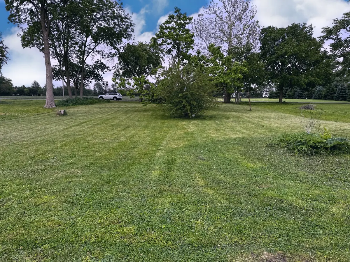Lot 13 S Locust Street