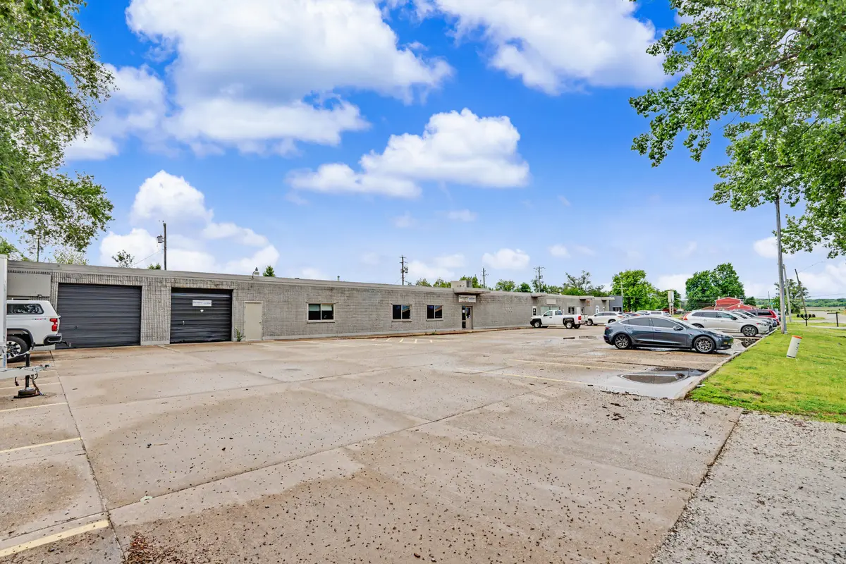 6810 34TH Street Court