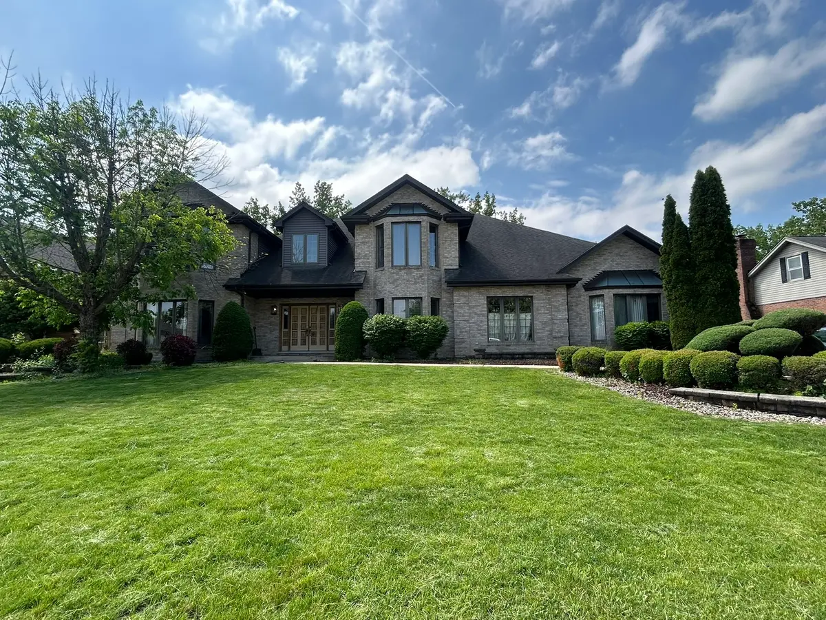 3050 London Drive