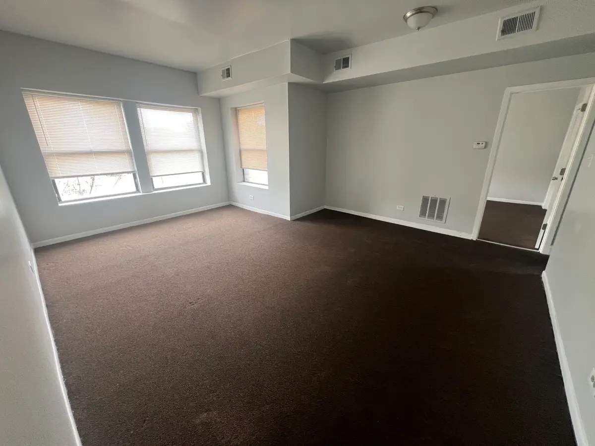 73 E 69th Street