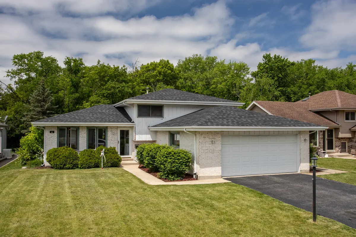 3136 Rosiclaire Court