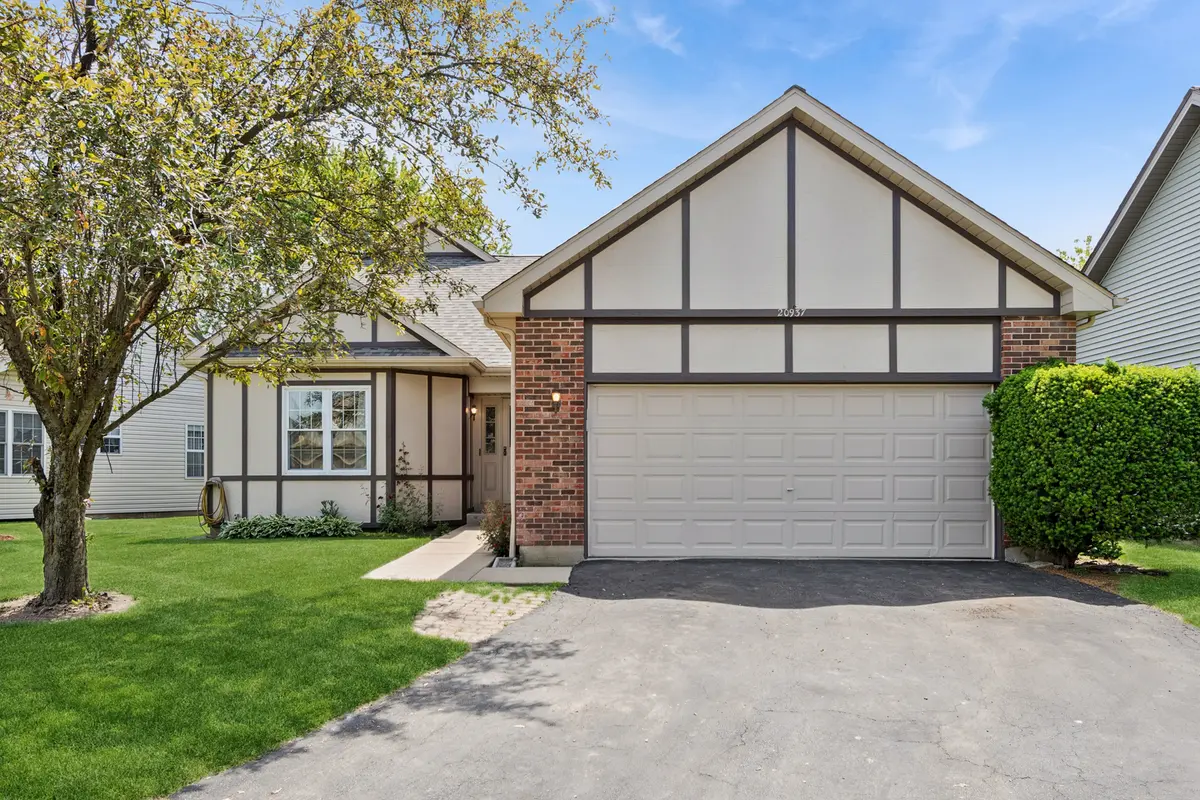 20937 W Orange Blossom Lane