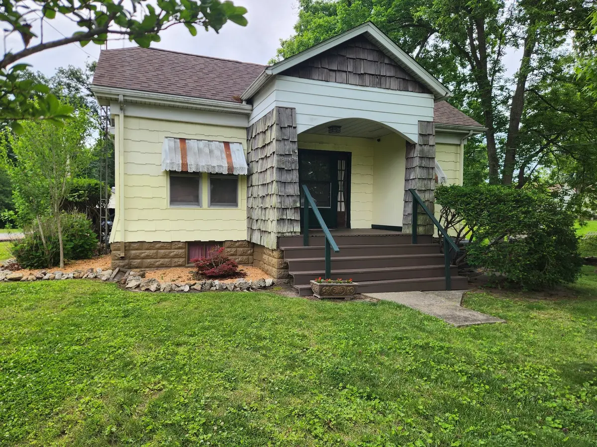 312 N Beaucoup Street