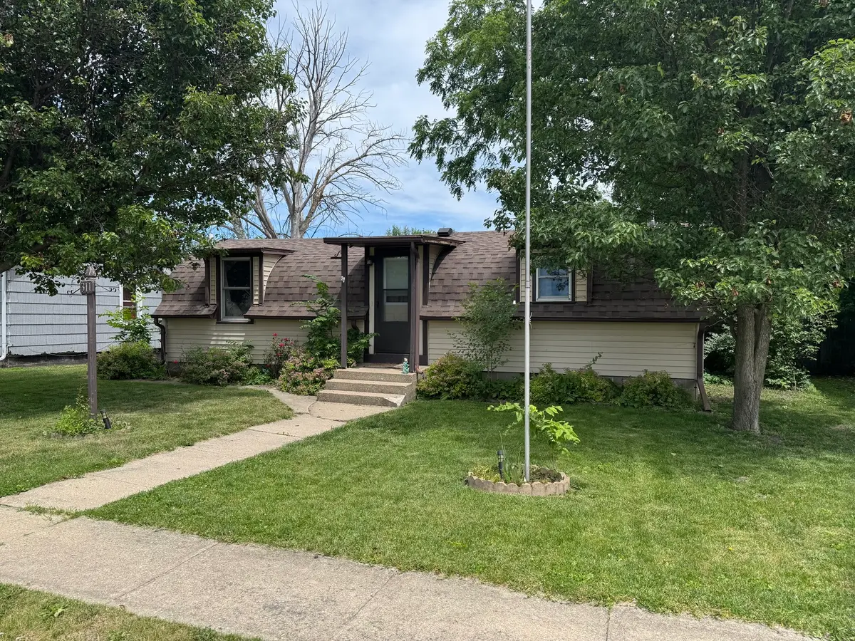 311 S Walnut Street