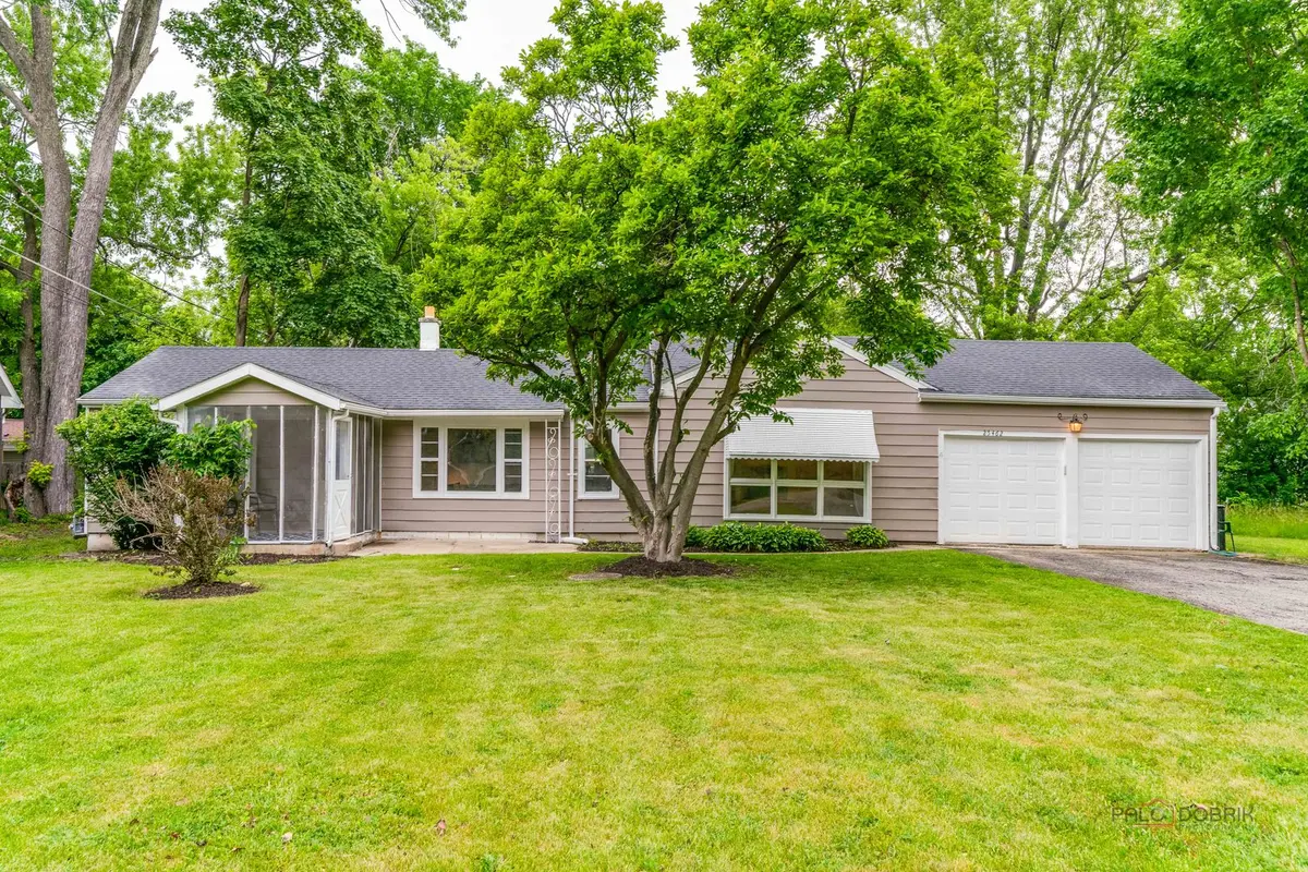 25462 W Arcade Drive S