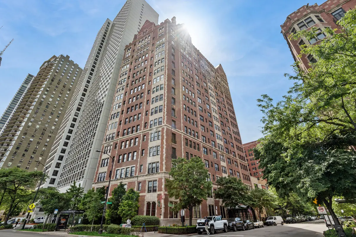 1120 N Lake Shore Drive