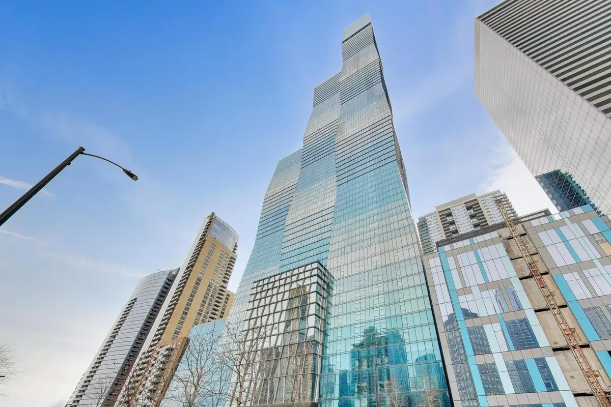 363 E Wacker Drive