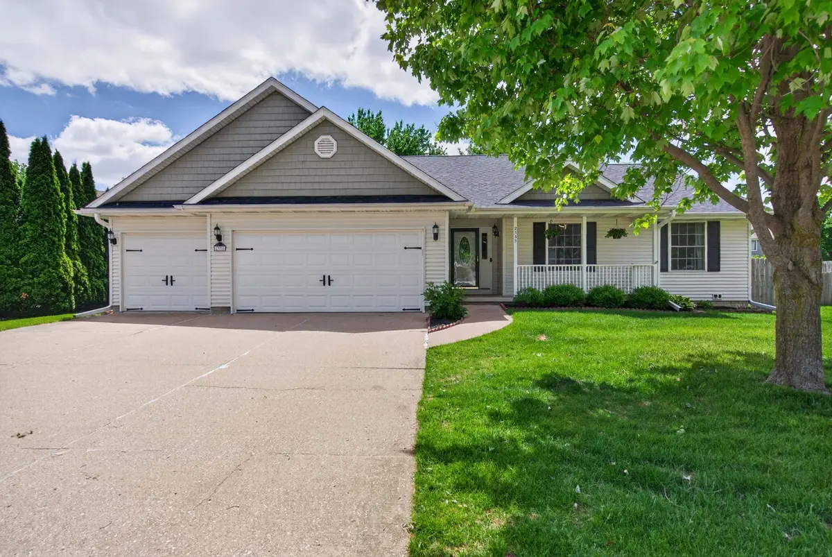 2335 E 57TH Street