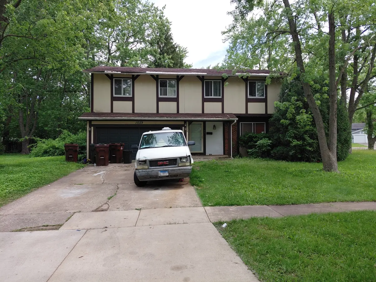 1029 Ashridge Lane