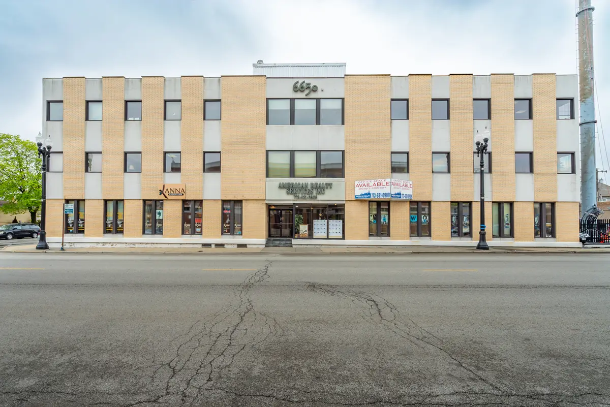 6650 N Northwest Highway
