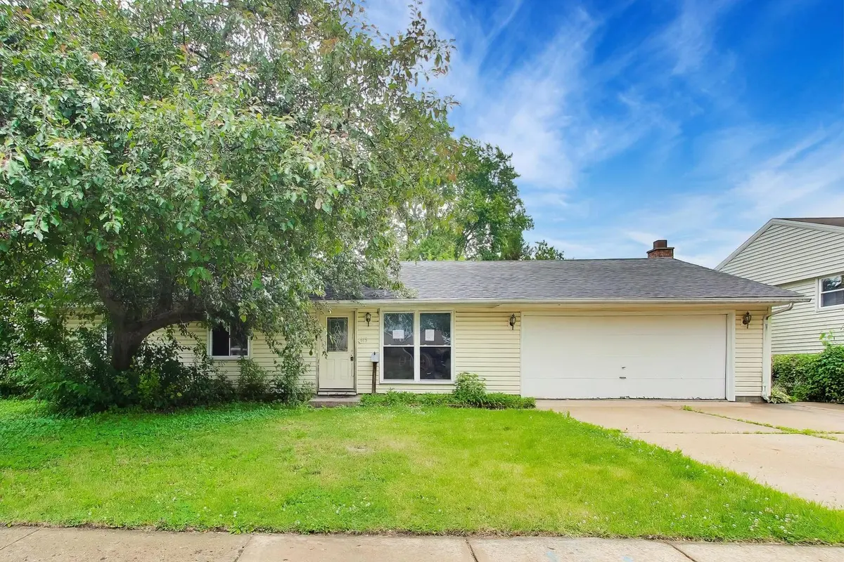 619 Parkside Circle