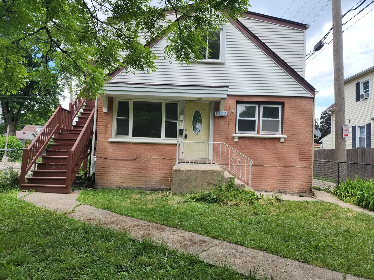 2017 Foster Street
