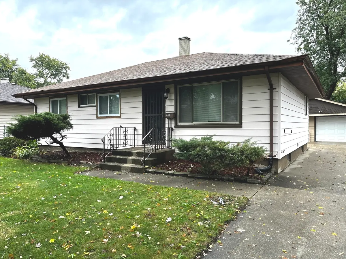 15439 Elm Street
