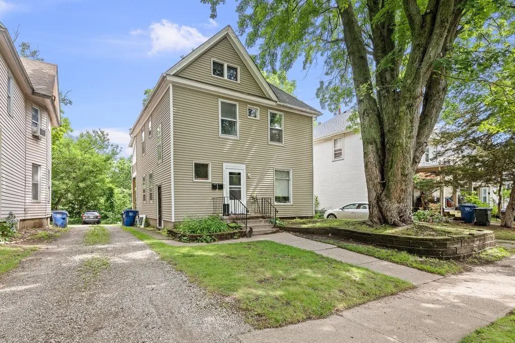 1120 Kirkwood Boulevard