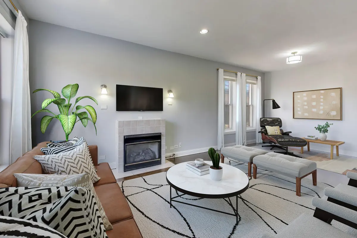 313 E 60th Street