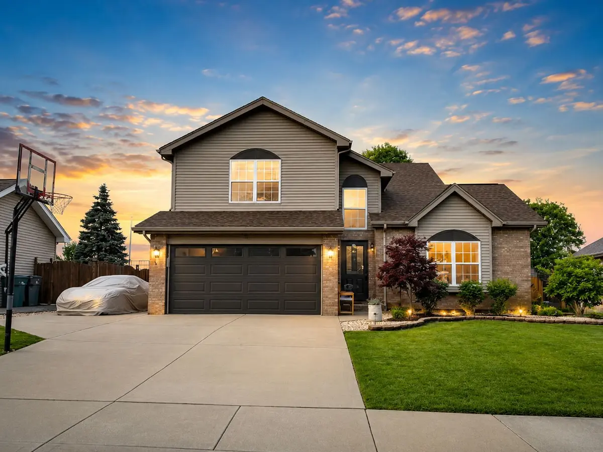 4601 Skylark Lane