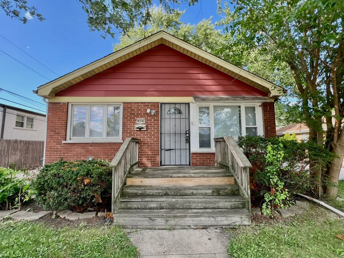 606 E 164th Place