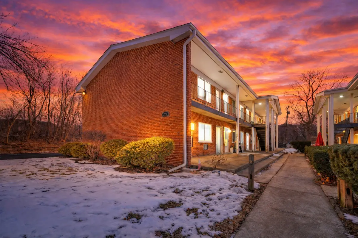 327 N Princeton Avenue