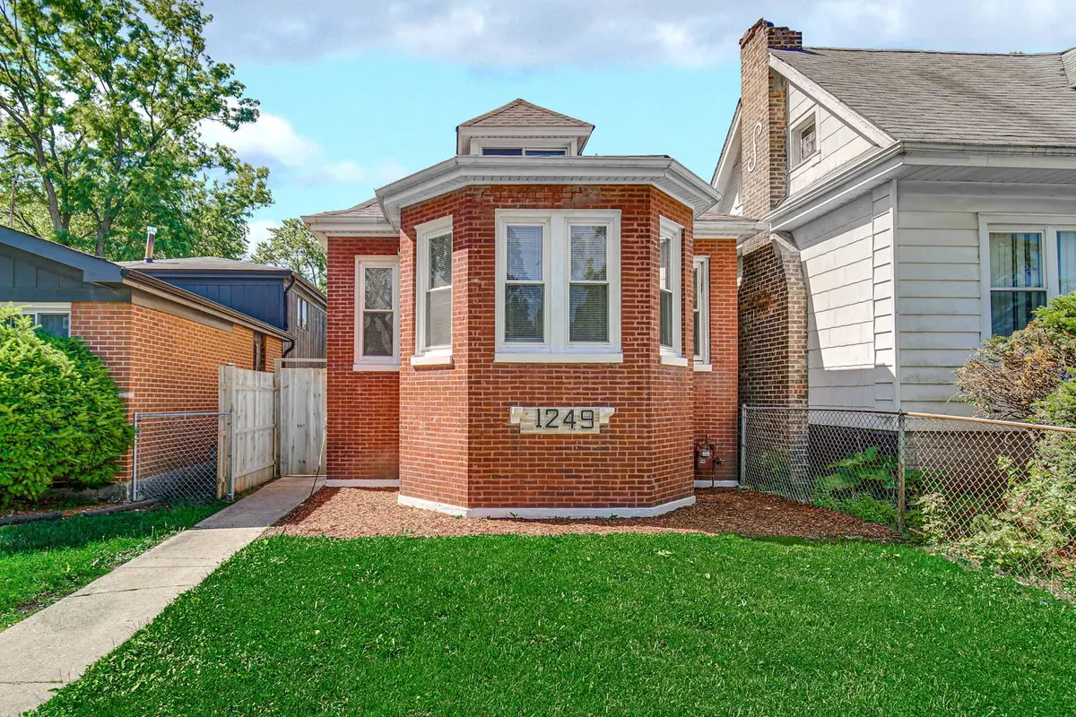 1249 W 97th Street