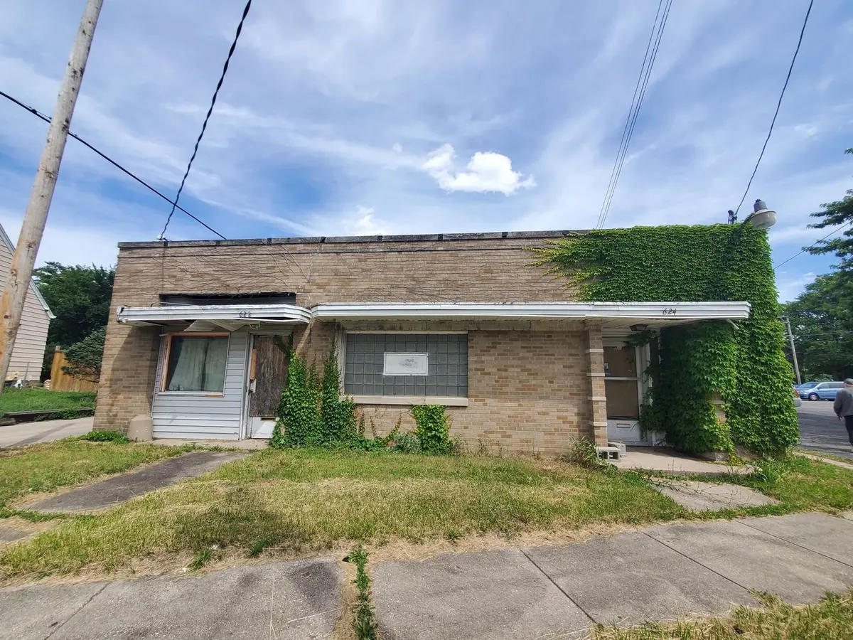622 Shaw Street