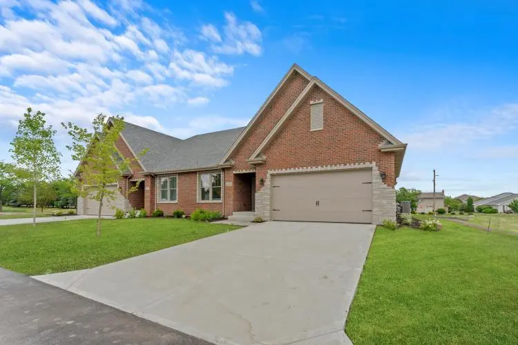 8803 WILLOW Lane