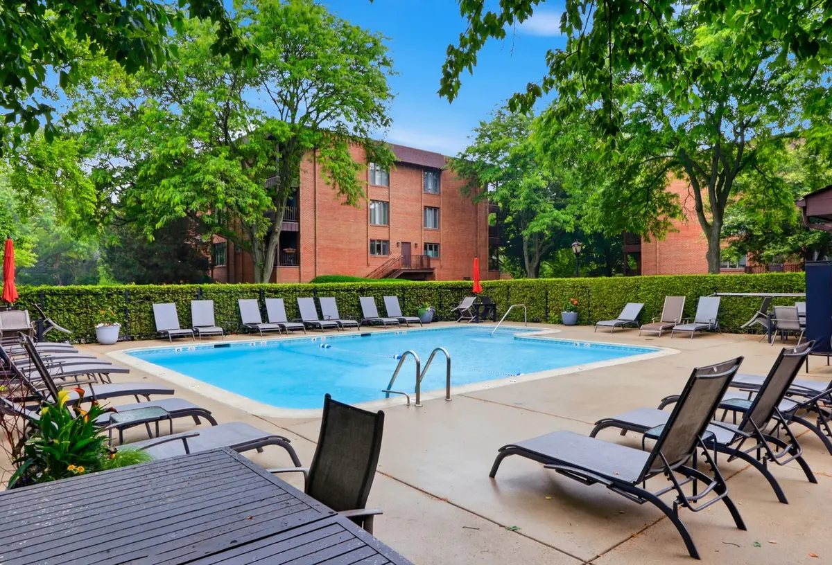 75 Boardwalk Place