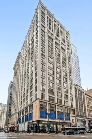 8 W Monroe Street