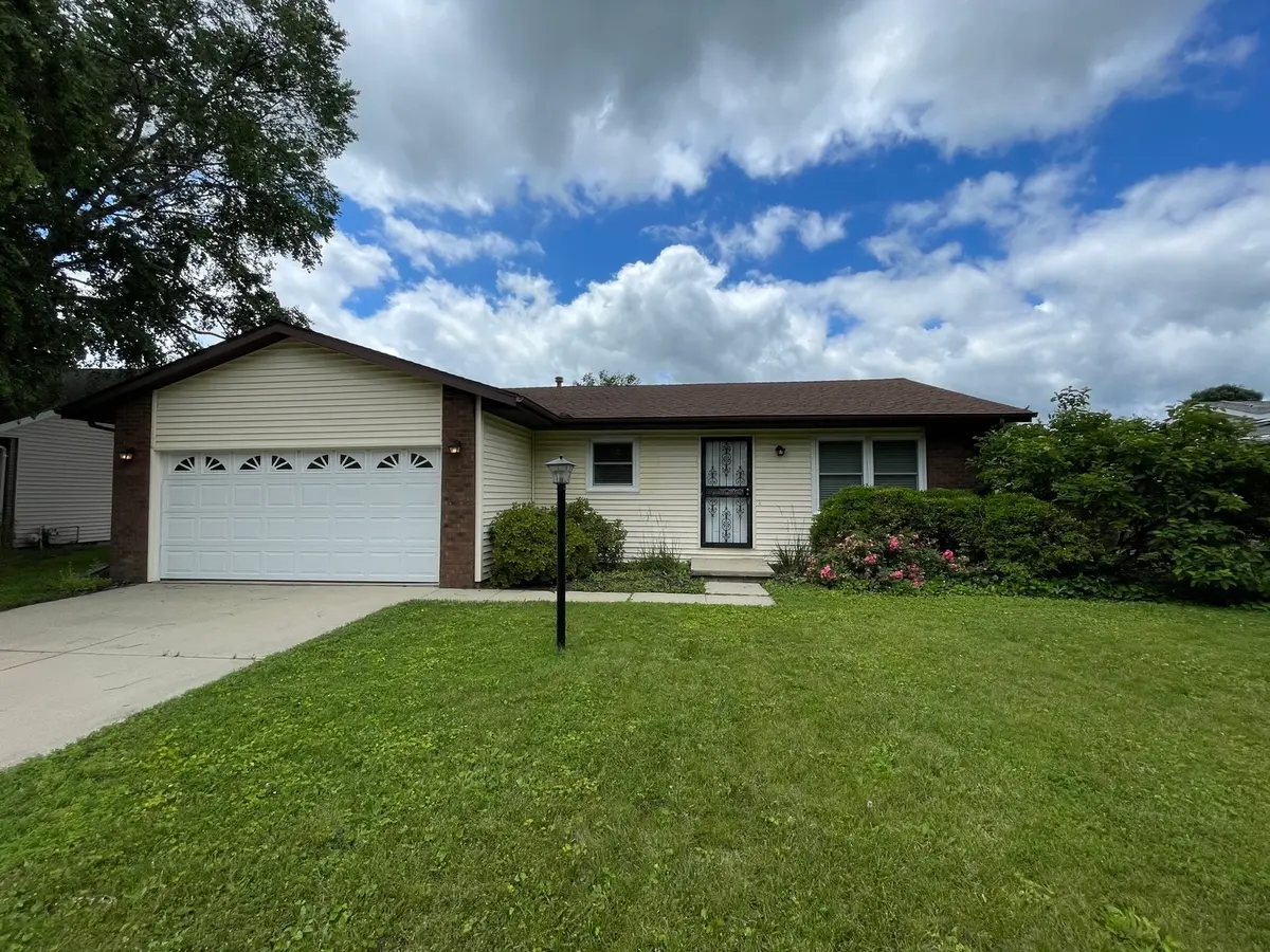607 DELMAR Drive