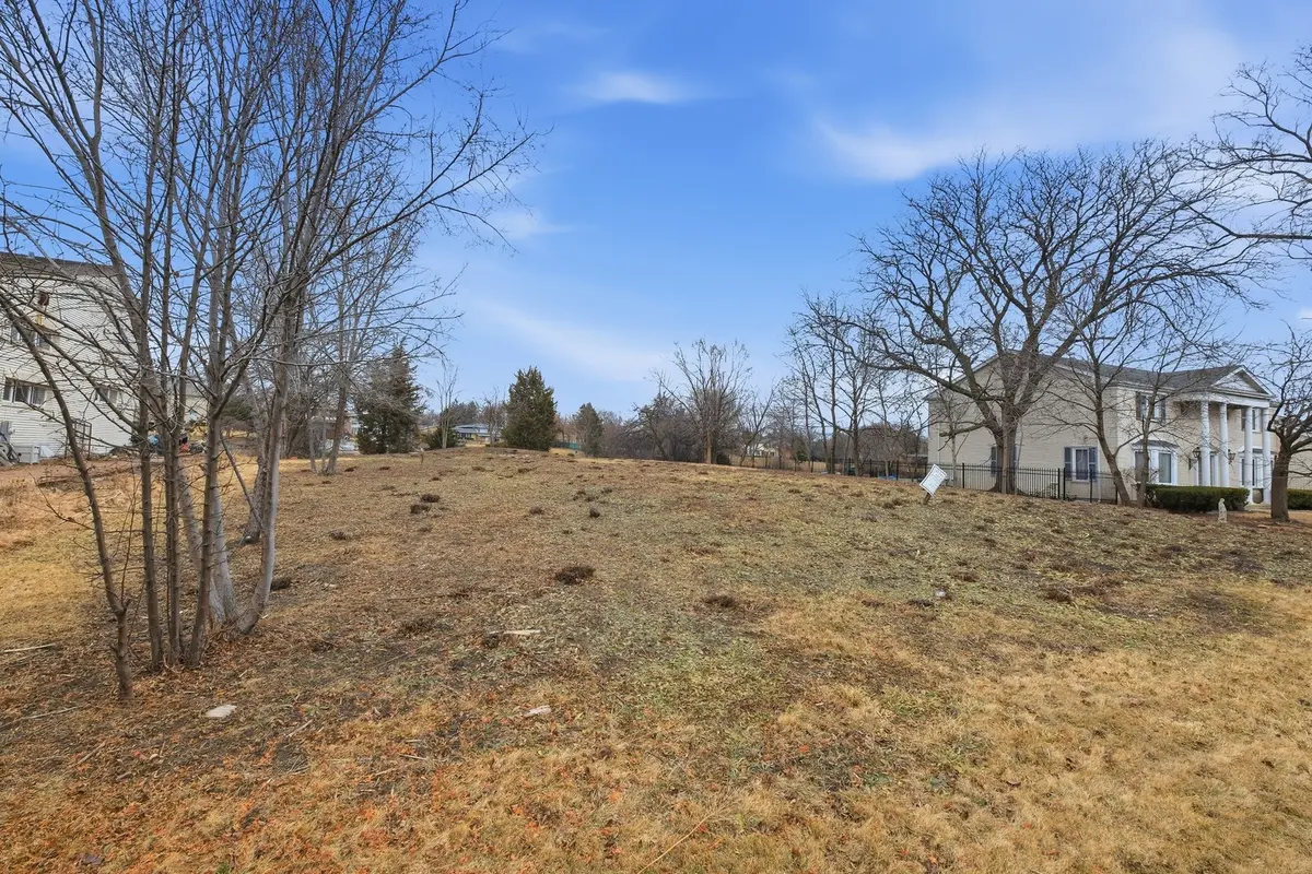 2149 Post Road