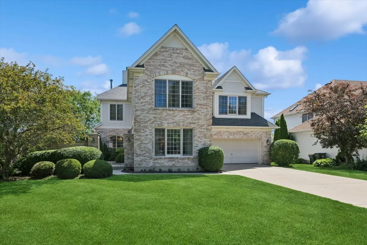 527 Mallard Point Circle