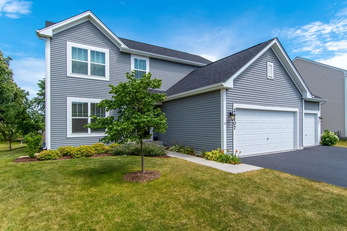 26107 S White Oak Trail